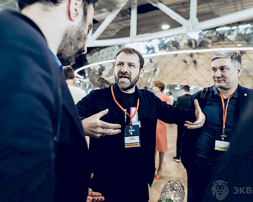 Эквиум обсуждает школьные эндаументы